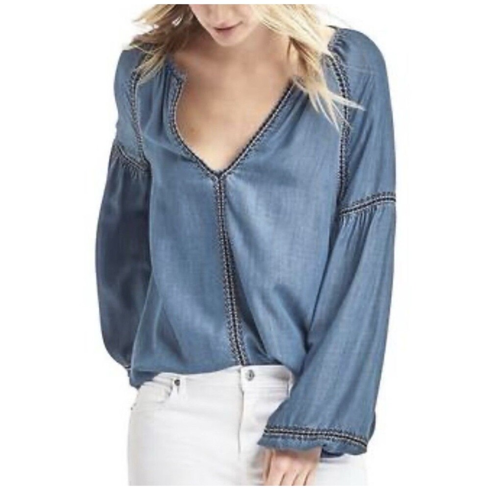 NWT GAP 1969 Blue Chambray Top Embroidered Boho Hippie Shirt Women's S Lyocell